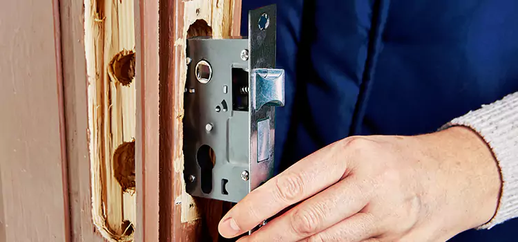 Garage Door Lock Replacement Valley Stream